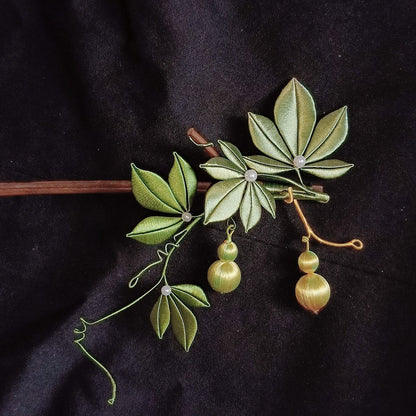Handmade Chanhua Thread-Wrapped Gourd Hairpin - Fortune & Prosperity Floral Accessory