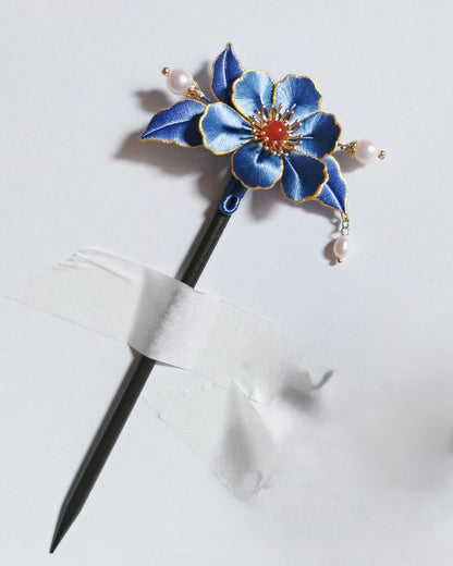 Weichen Handmade Brooch - Silk Brooch(Chanhua)