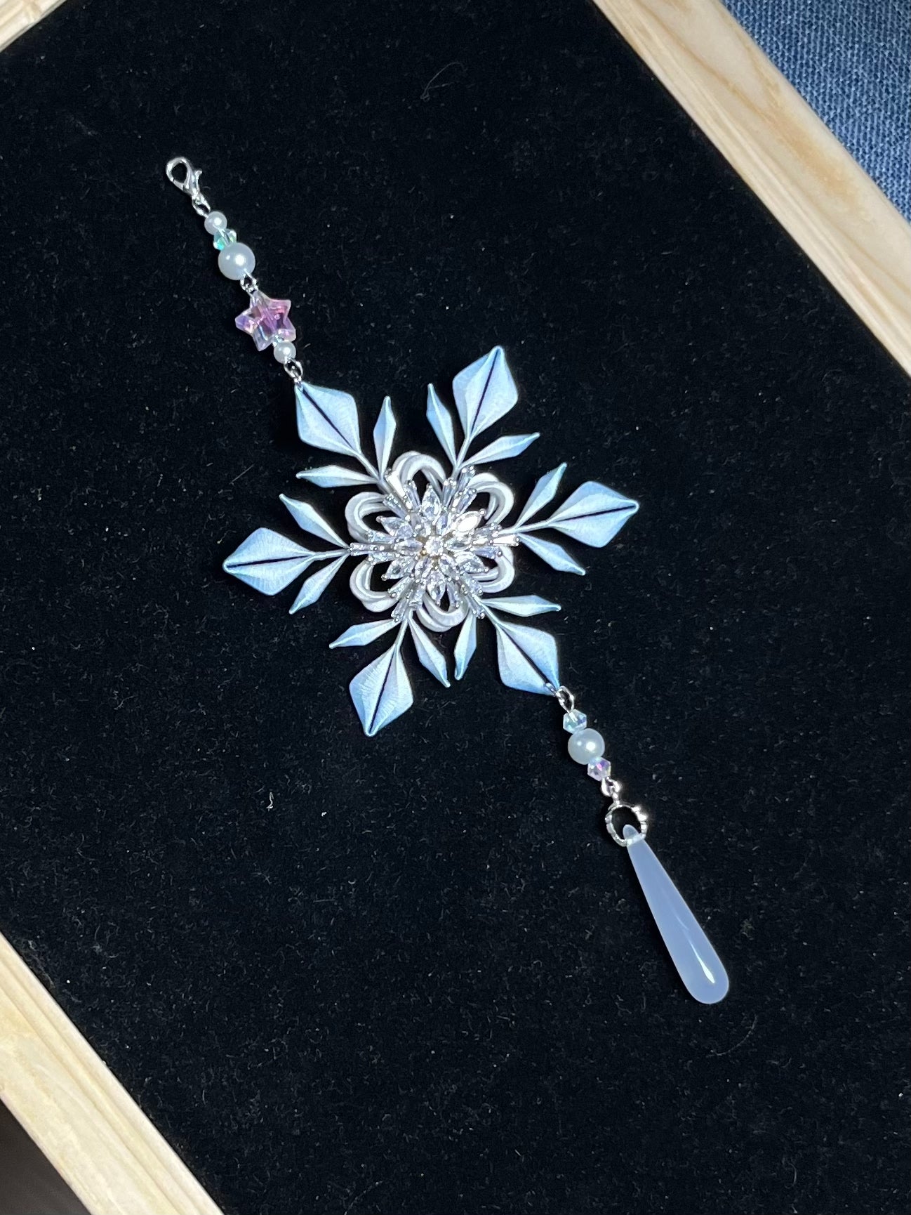 Handmade Chanhua rotatable snow - flake pendant with beads and star on a chain-6