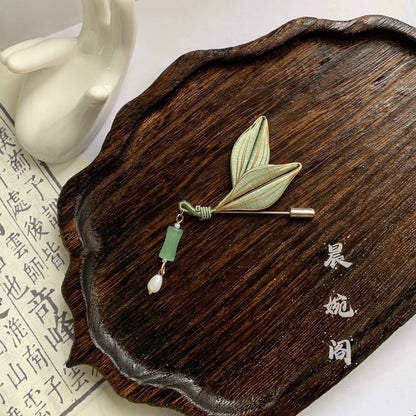 PF033 - Chanhua Brooch - Wholesale