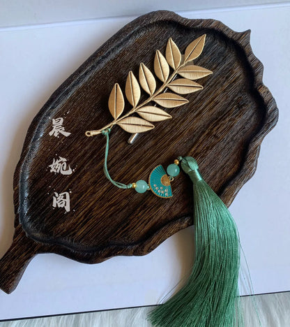 PF028 - Chanhua Brooch - Wholesale