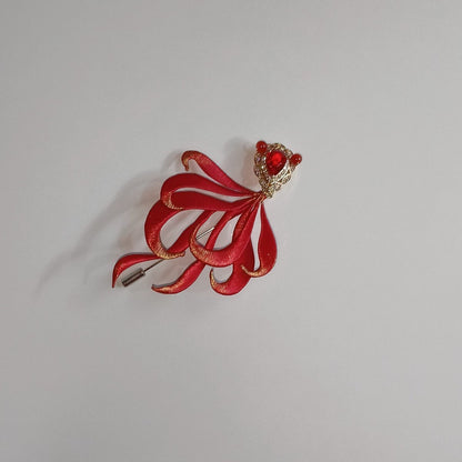 Handmade Chanhua Thread-Wrapped Goldfish Brooch - Artistic Red Aquatic Jewelry