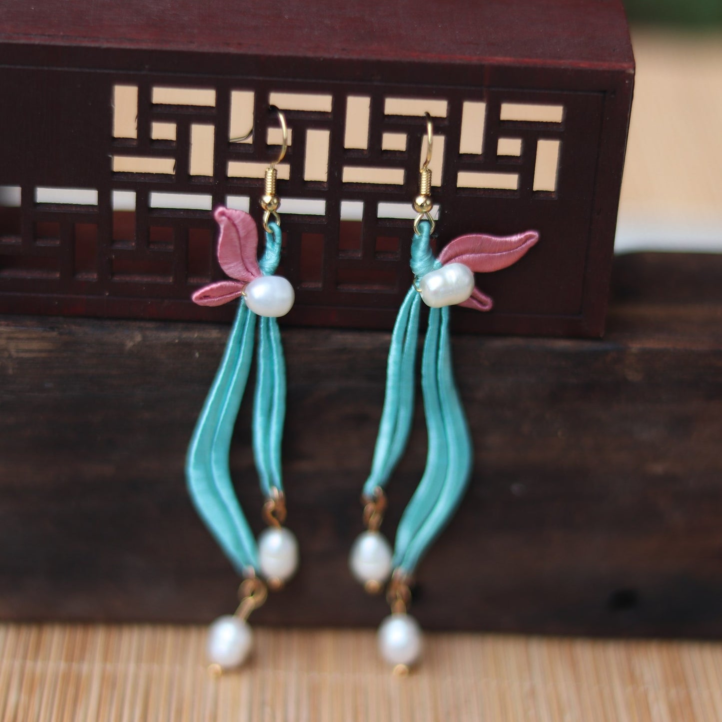 PF932 - Chanhua Earrings - Wholesale