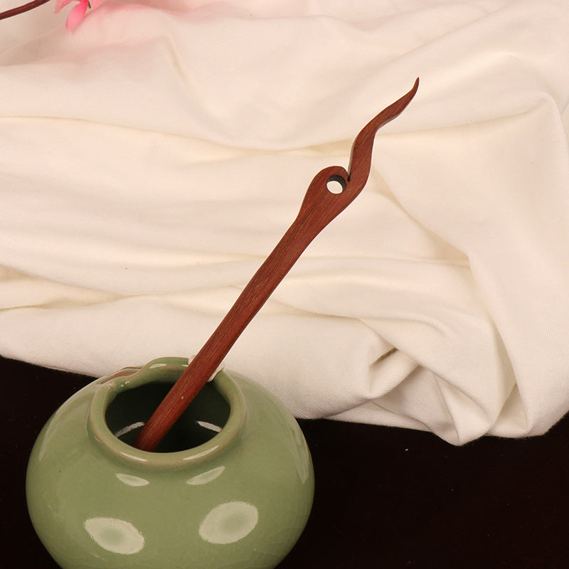 PF077 - 17cm Red Sandalwood Hair Sticks - Wholesale
