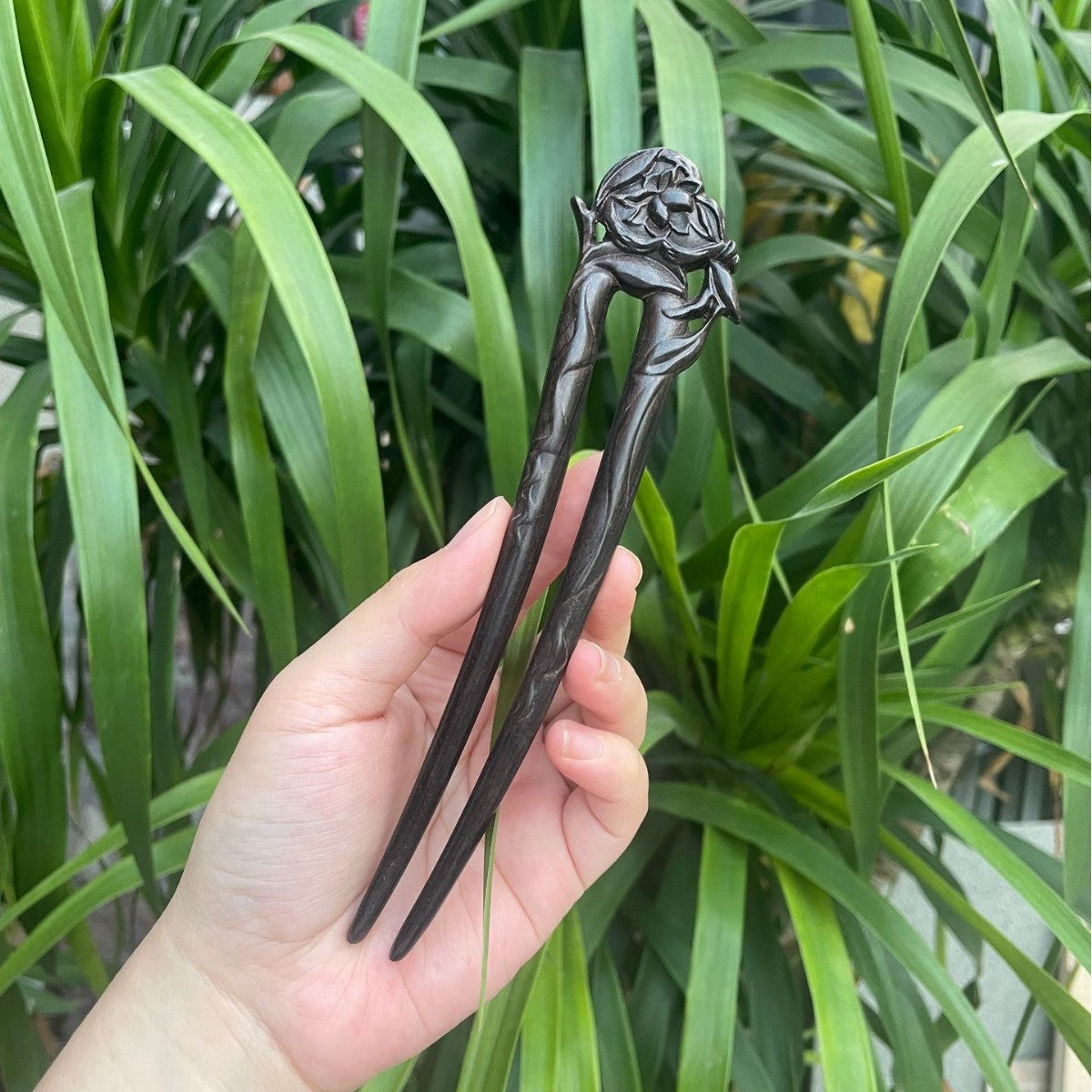 PF143 - Intricate Wooden Hair Sticks - Wholesale