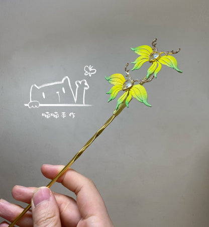 Handmade Chanhua Deer Floral Hair Pin - Hanfu Inspired Artisanal Hair Accessory