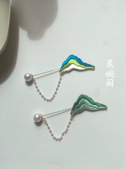 PF032 - Chanhua Brooch - Wholesale