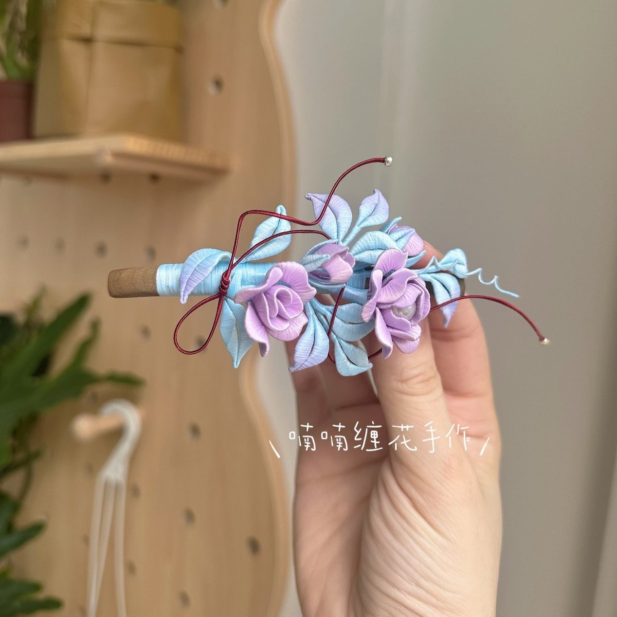 Handmade Rose Chanhua Hair Clip - Artisanal Floral Accessory