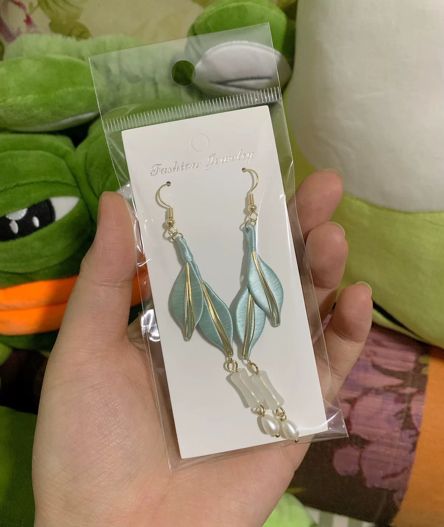 PF012 - Chanhua Earrings - Wholesale