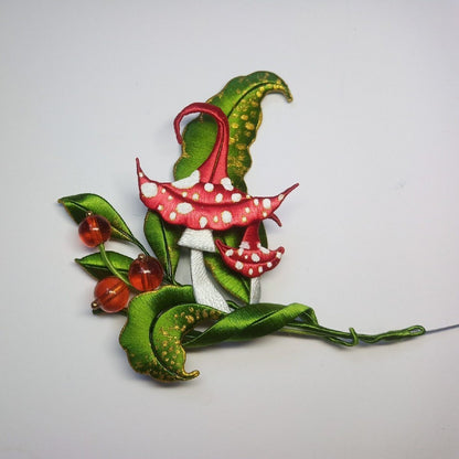 Handmade Thread-Wrapped Mushroom & Red Berry Brooch - Artisanal Chanhua Botanical Pin