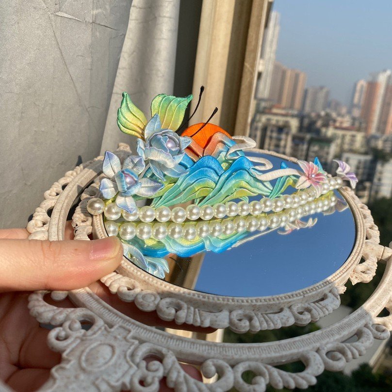 Handmade Chanhua Thousand Miles of Rivers and Mountains Hair Crown - Artisanal Traditional Hanfu Hair Accessory
