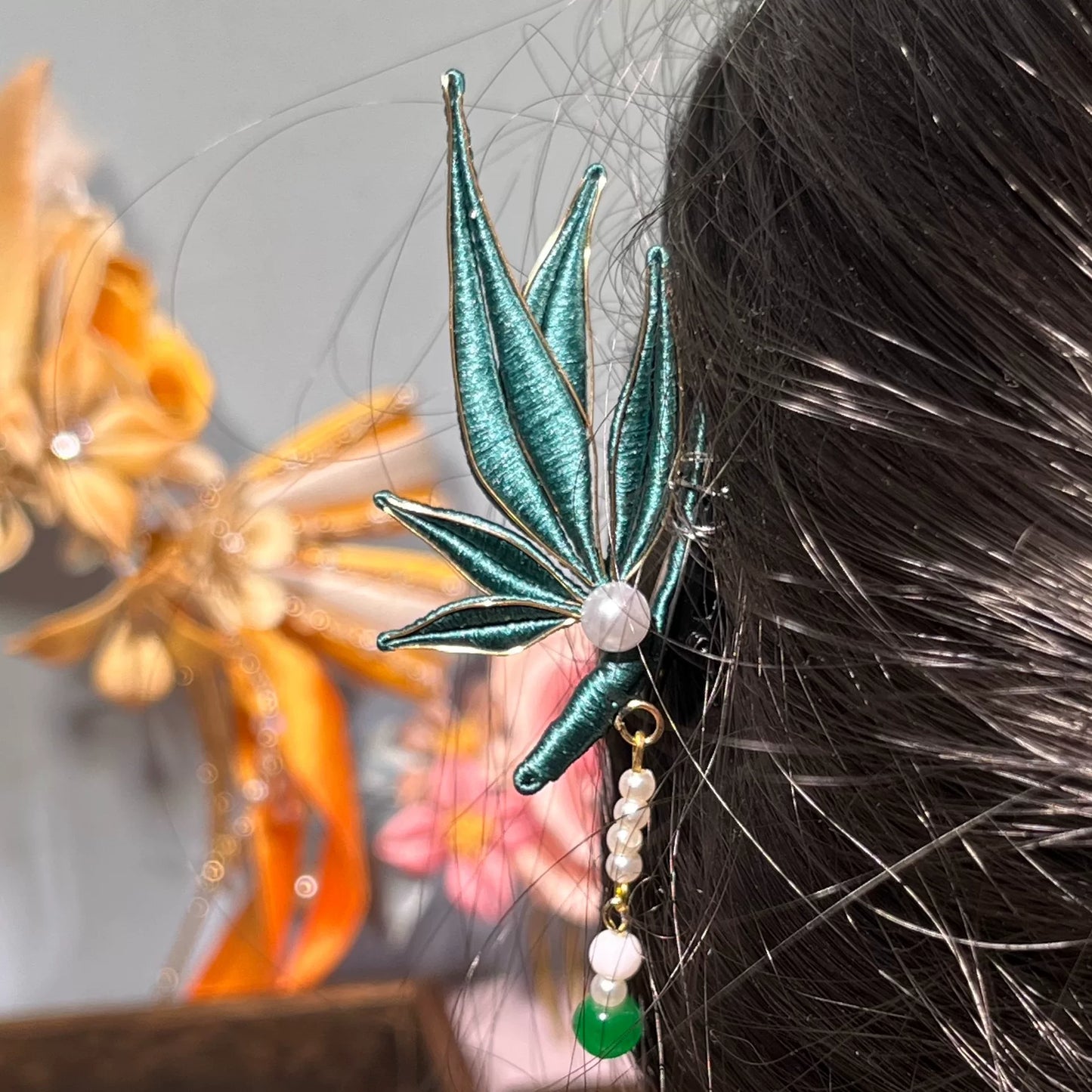 Handmade Chanhua bamboo - leaf hairpin with pearl and bead tassel-5