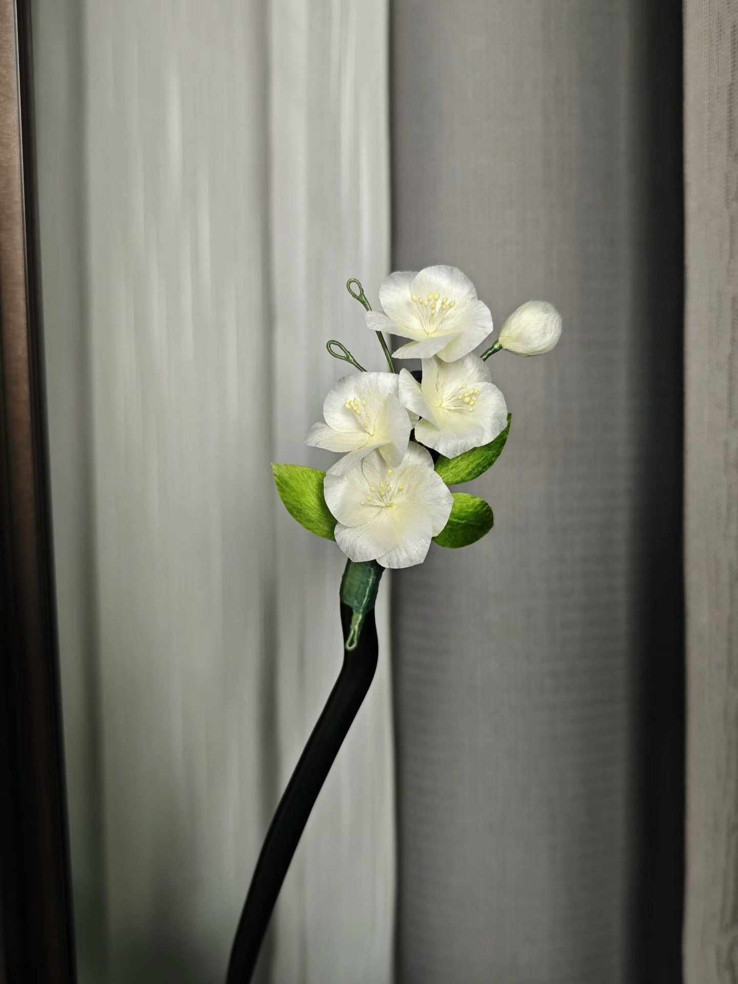 Handmade Ronghua Pear Blossom - Exquisite Lifelike Floral Hair Accessory/Brooch
