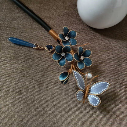 Pince à Cheveux Fleur en Velours de Soie Ronghua Faite à la Main - Prunier Bleu Papillon Accessoire Chinois