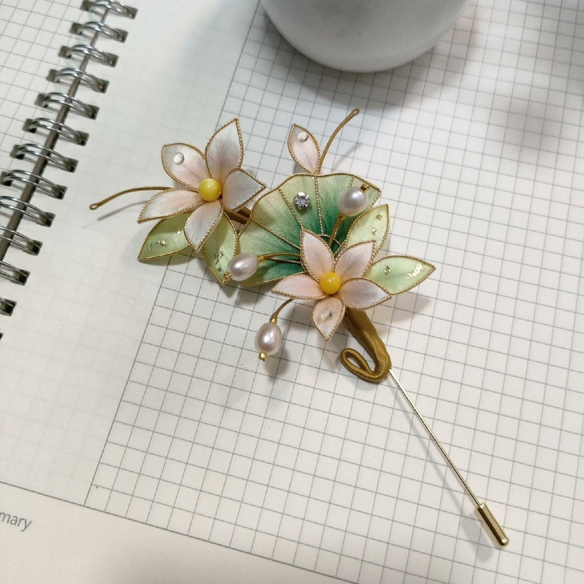 Handmade Ronghua Silk White Velvet Flower Brooch