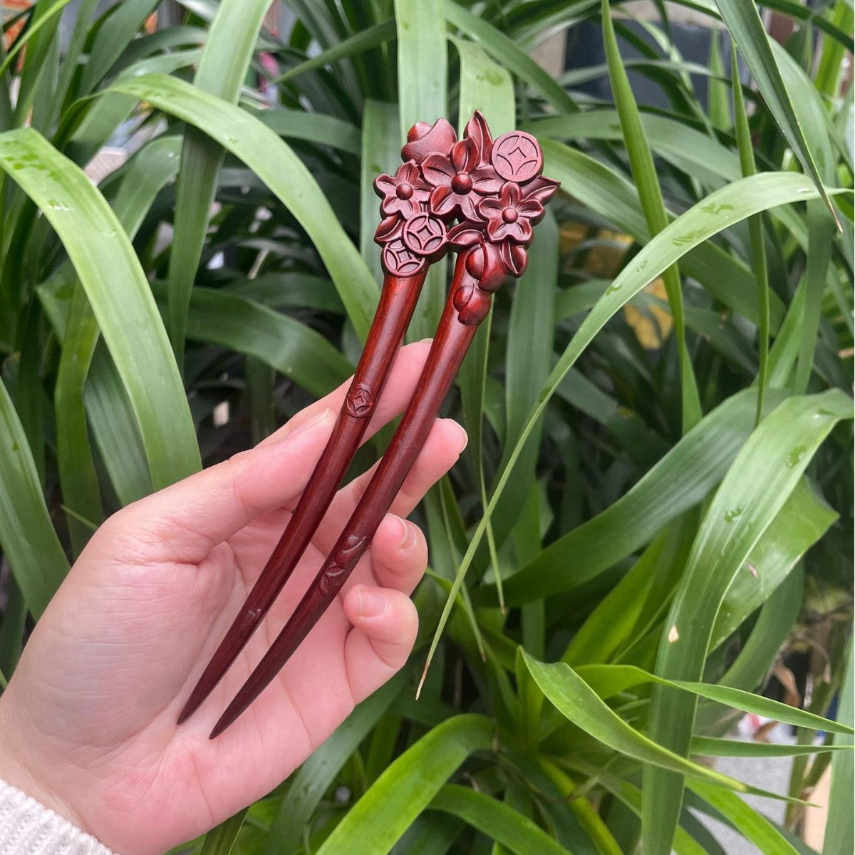 PF143 - Intricate Wooden Hair Sticks - Wholesale