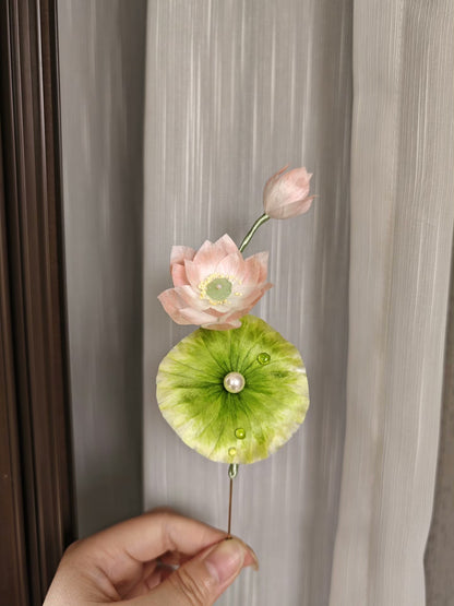 Fermaglio per capelli Ronghua fatto a mano a forma di loto estivo e foglia di loto - Accessorio per capelli botanico realistico