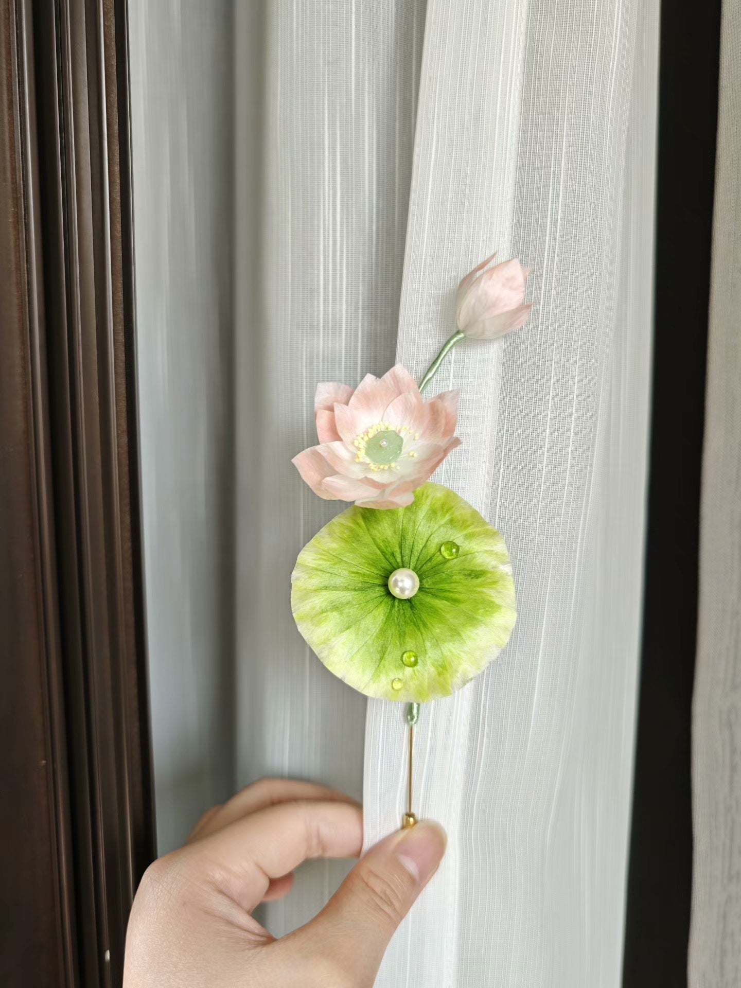 Fermaglio per capelli Ronghua fatto a mano a forma di loto estivo e foglia di loto - Accessorio per capelli botanico realistico
