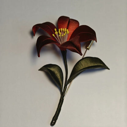 Handmade Thread-Wrapped Black Datura Brooch - Artisanal Chanhua Mystical Floral Pin