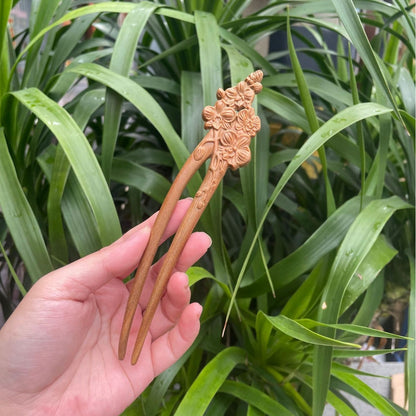 PF143 - Intricate Wooden Hair Sticks - Wholesale