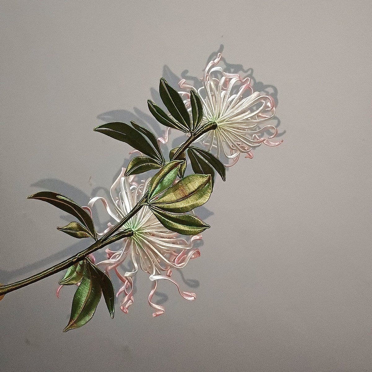 Handmade Chanhua Thread-Wrapped Chrysanthemum Ornament - Luxury Floral Decor for Vases & Displays