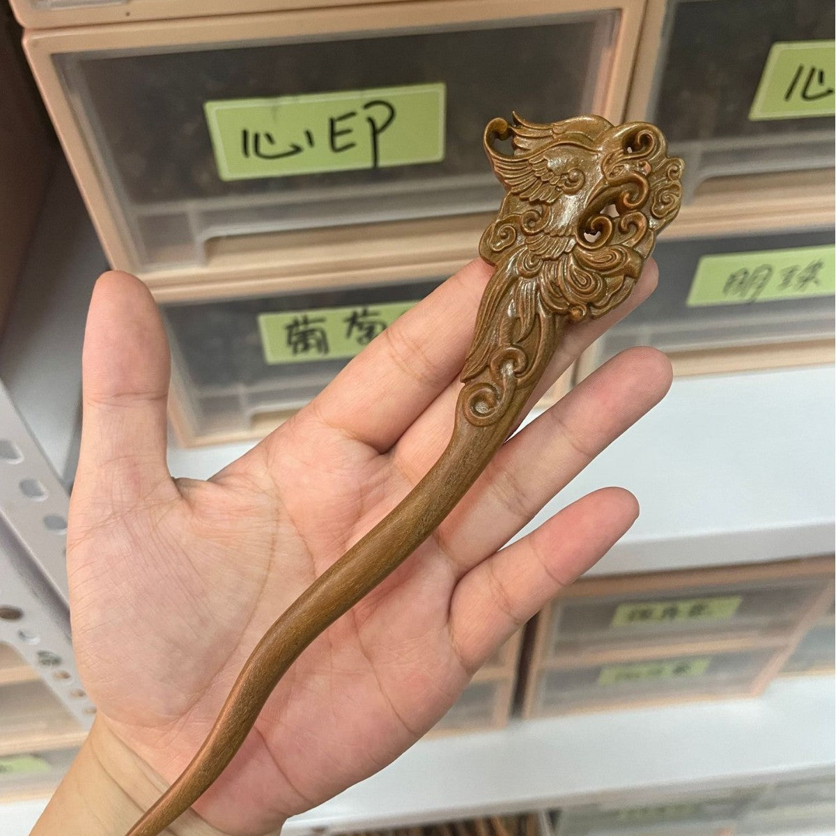 PF145 - 20cm Green Sandalwood Hair Sticks - Wholesale