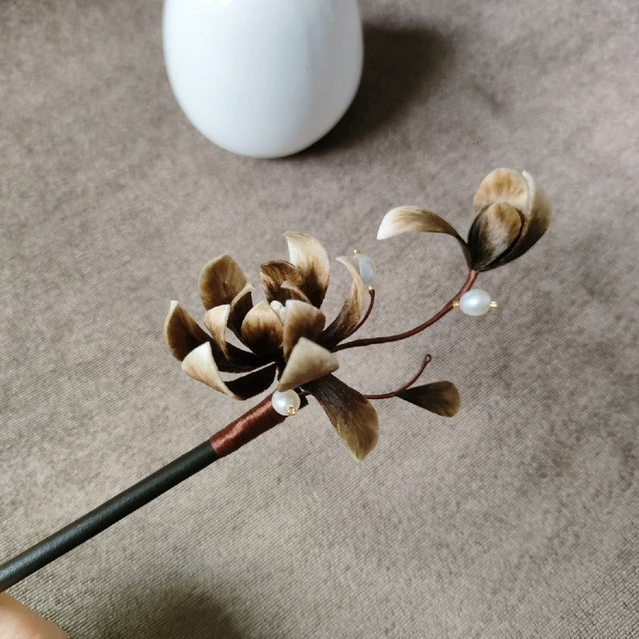 Handmade Ronghua Magnolia Hairpin - White & Green with Pearl - Wedding & Daily