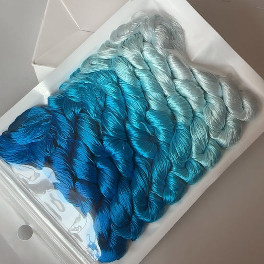 80m Suzhou Embroidery Untwisted Mulberry Silk Thread(#29点翠 80m*8) - Ronghua Threads