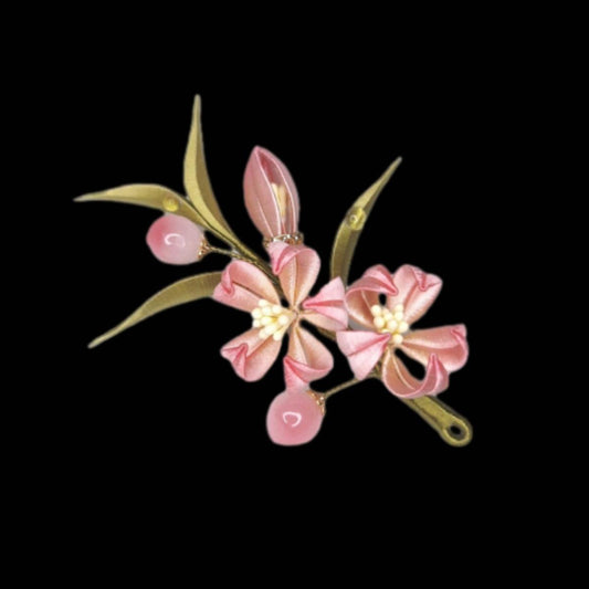 Spilla artigianale Fangfei - Spilla di seta (Chanhua)