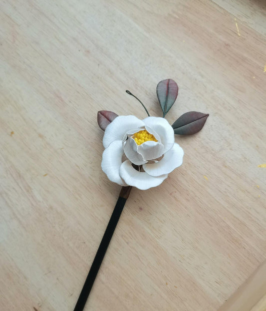 Fermaglio per capelli fatto a mano Camelia - Fermaglio per capelli in seta (Chanhua)