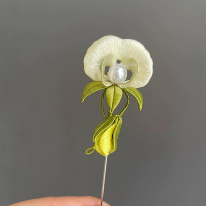 Spilla fatta a mano Fiore di pisello - Spilla di seta (Chanhua)