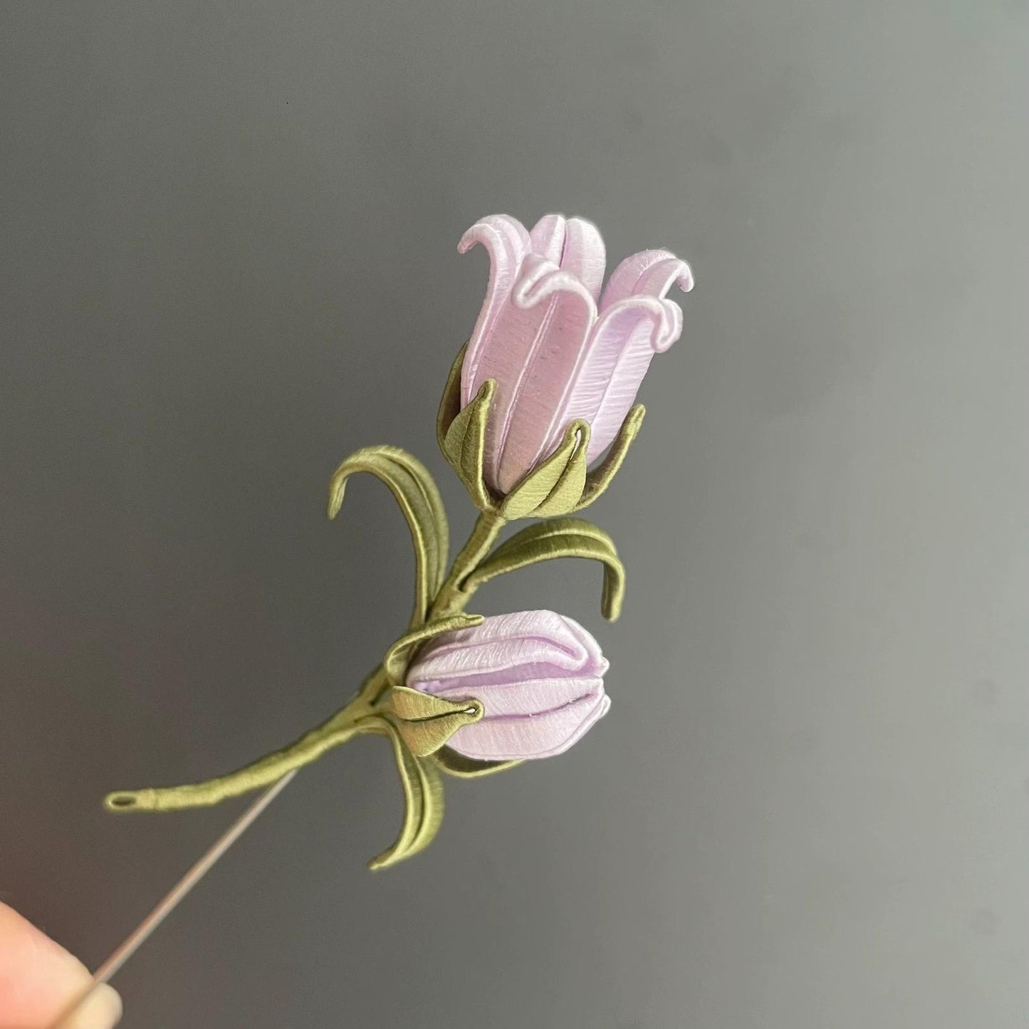 Spilla Artigianale Campanula - Spilla di Seta (Chanhua)