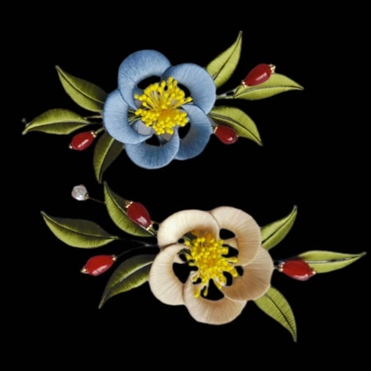 Spilla fatta a mano Camellia - Spilla di seta (Chanhua)