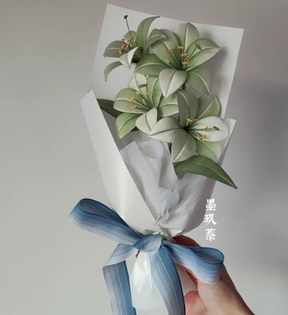 Mazzo di fiori personalizzato Lily - Mazzo di fiori in seta (Chanhua)
