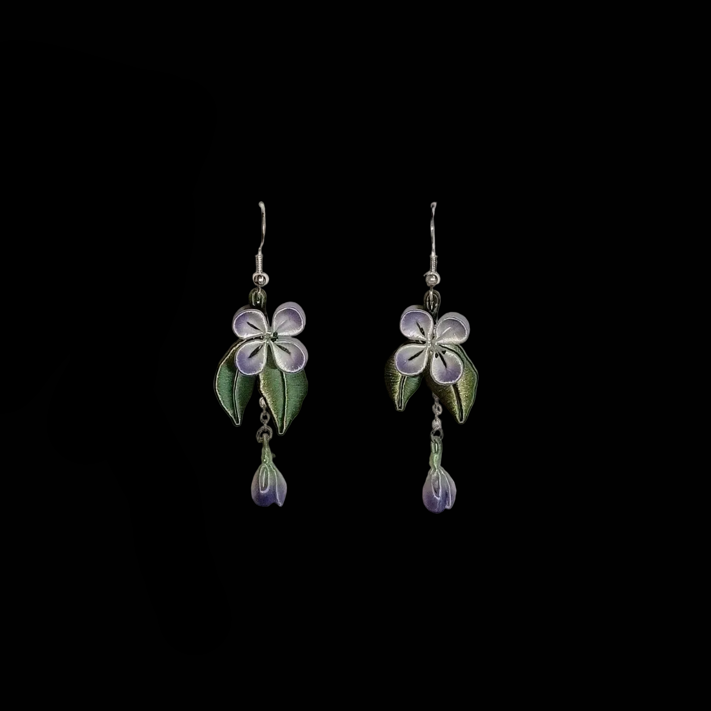 Handcrafted Chanhua Flower And Leaves Earrings