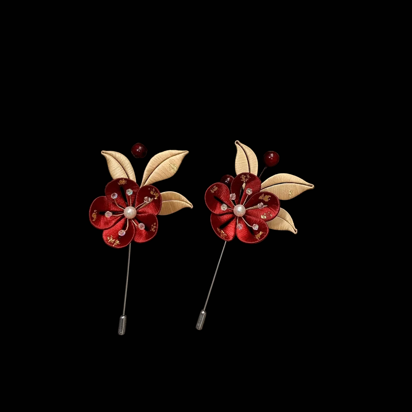 Broche fleur de prunier Chanhua faite à la main - Épingle florale en fil avec accents de perles et de cristaux