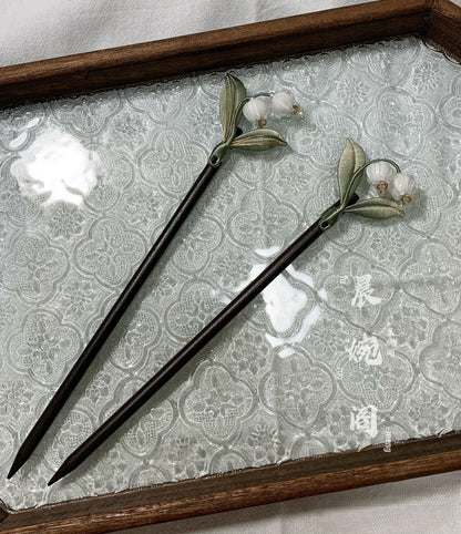 Handmade Chanhua Lily of the Valley Brooch - Thread Flower Pin with Glass Bells