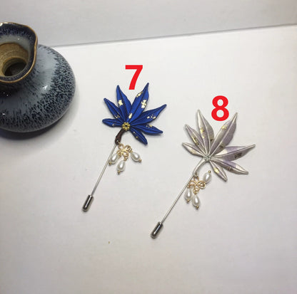 Handmade Chanhua Maple Leaf Brooch - Thread Maple Leaf Pin with Pearl Drops