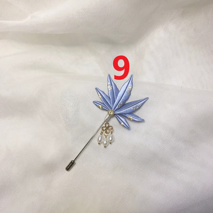 Handmade Chanhua Maple Leaf Brooch - Thread Maple Leaf Pin with Pearl Drops