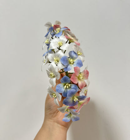 Handcrafted Mulberry Silk Ronghua Hydrangea & Baby's Breath Hairpin