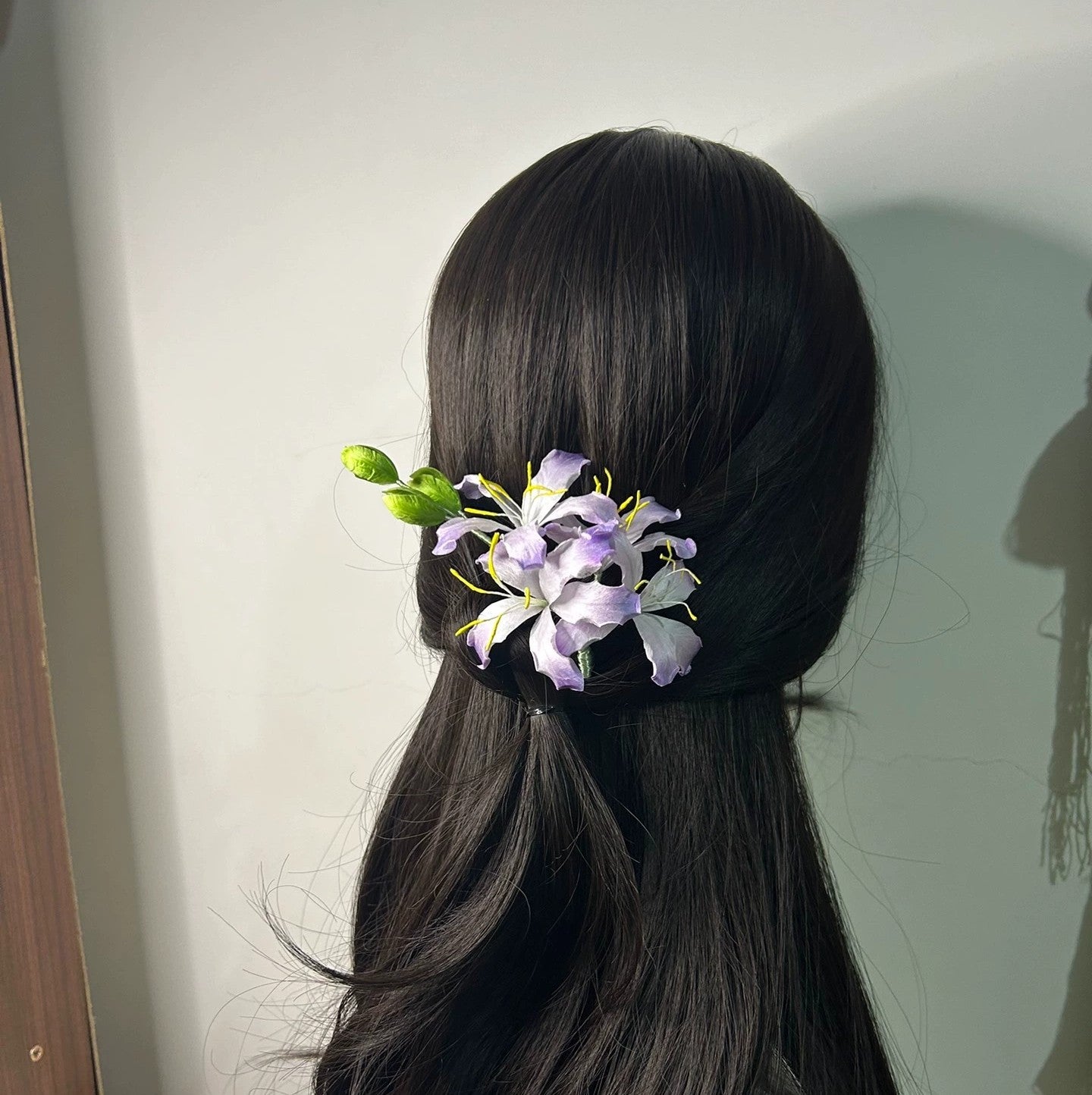 Pettine per Capelli Fatto a Mano con Fiore di Bauhinia Viola Ronghua in Filo di Seta Naturale