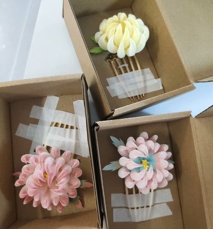 Handmade Ronghua Pink-Blue Chrysanthemum Hair Comb | Mulberry Silk Velvet Flower Hair Accessory