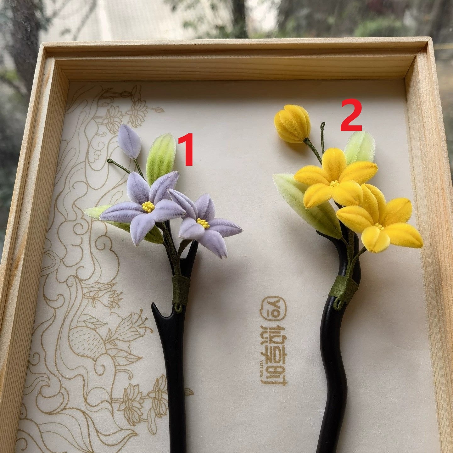 Épingle à cheveux Ronghua en soie et velours faites à la main | Épingles à cheveux florales en soie de mûrier violettes et jaunes
