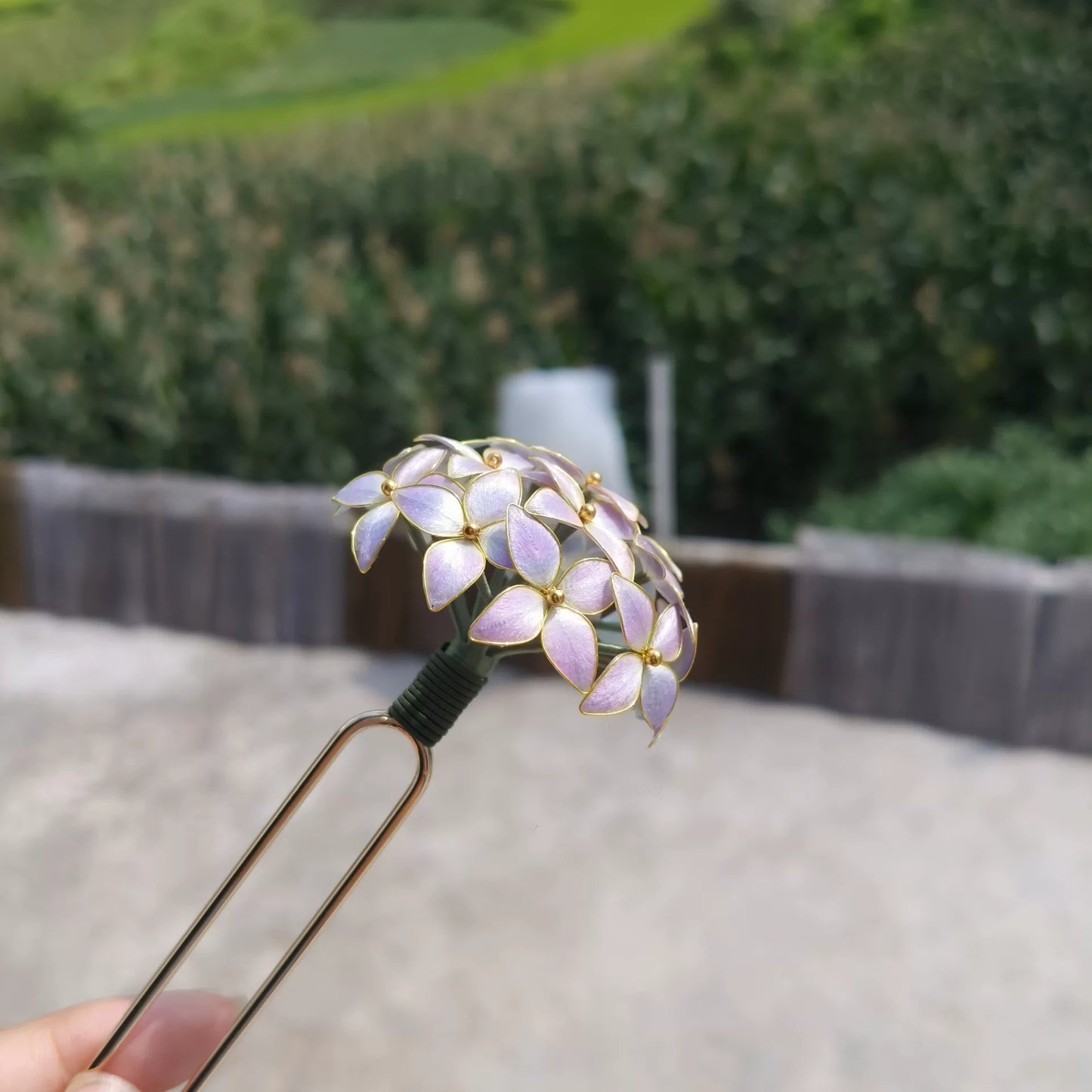 Épingle à cheveux faite à la main Ronghua Boule d'hortensia - Pince à cheveux fleur en velours de soie de mûrier