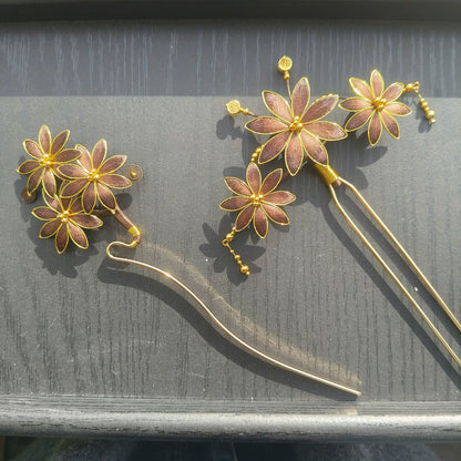 Handmade Ronghua flower hairpin in brown mulberry silk velvet blossoms with gold wire edges and beads on gold prong pin, Chinese hair accessory