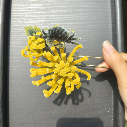 Épingle à cheveux faite main en chrysanthème de Ronghua - Accessoire de cheveux en fleur de soie naturelle