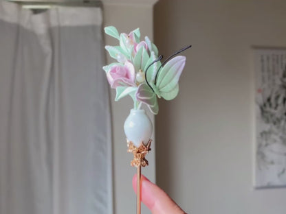 Handmade Chanhua Rose Vase Hairpin - Artisanal Delicate Traditional Hair Accessory