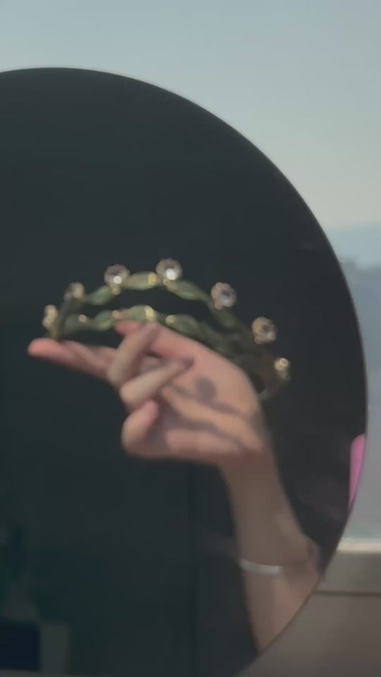 Handmade Leaf Vine Tiara - Artisanal Chanhua Botanical Crown
